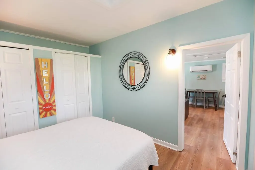 Sunny Cottage At Ocean View Beach Norfolk Villa