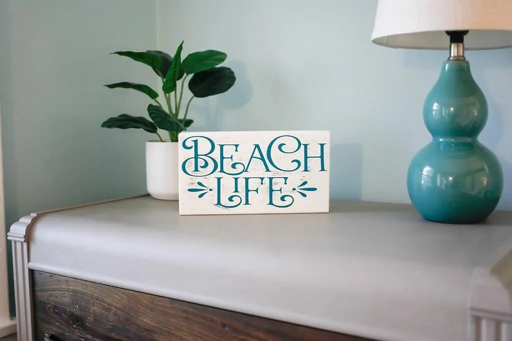 Sunny Cottage At Ocean View Beach Norfolk